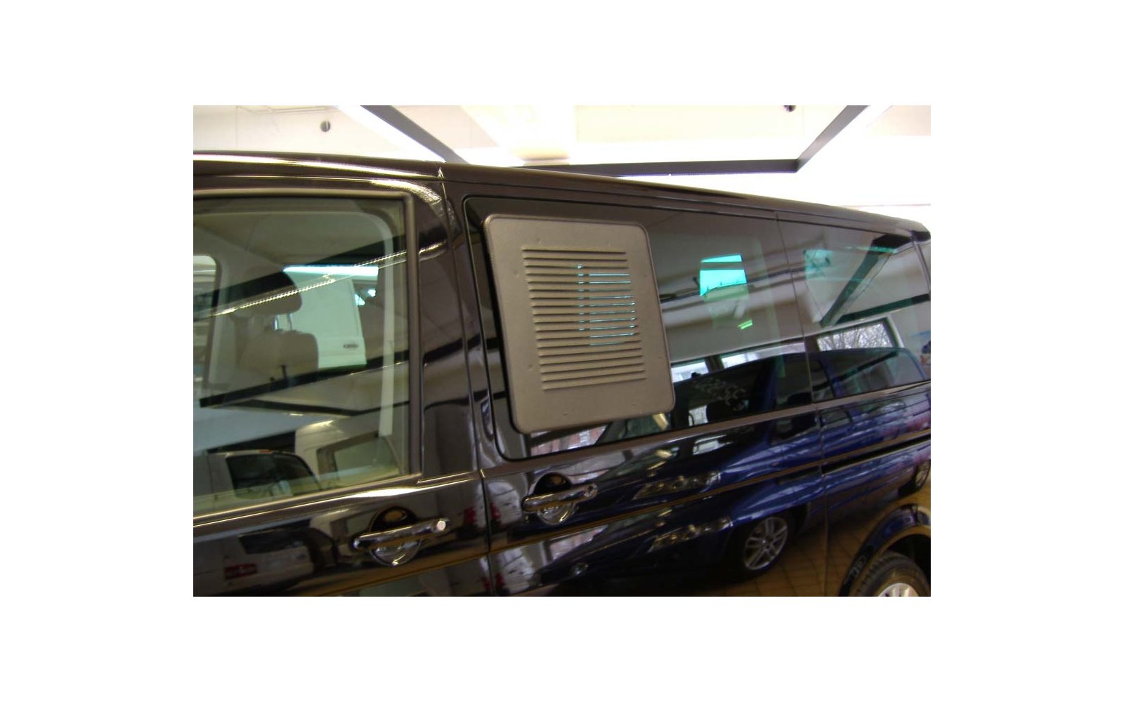 Produktbild H&uuml;lsberg L&uuml;ftungsgitter Schiebefenster Aluminium mit Gummidichtung passend f&uuml;r VW T6.1 2019-2024 1