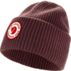 Bruine gebreide muts met een wit rond logo