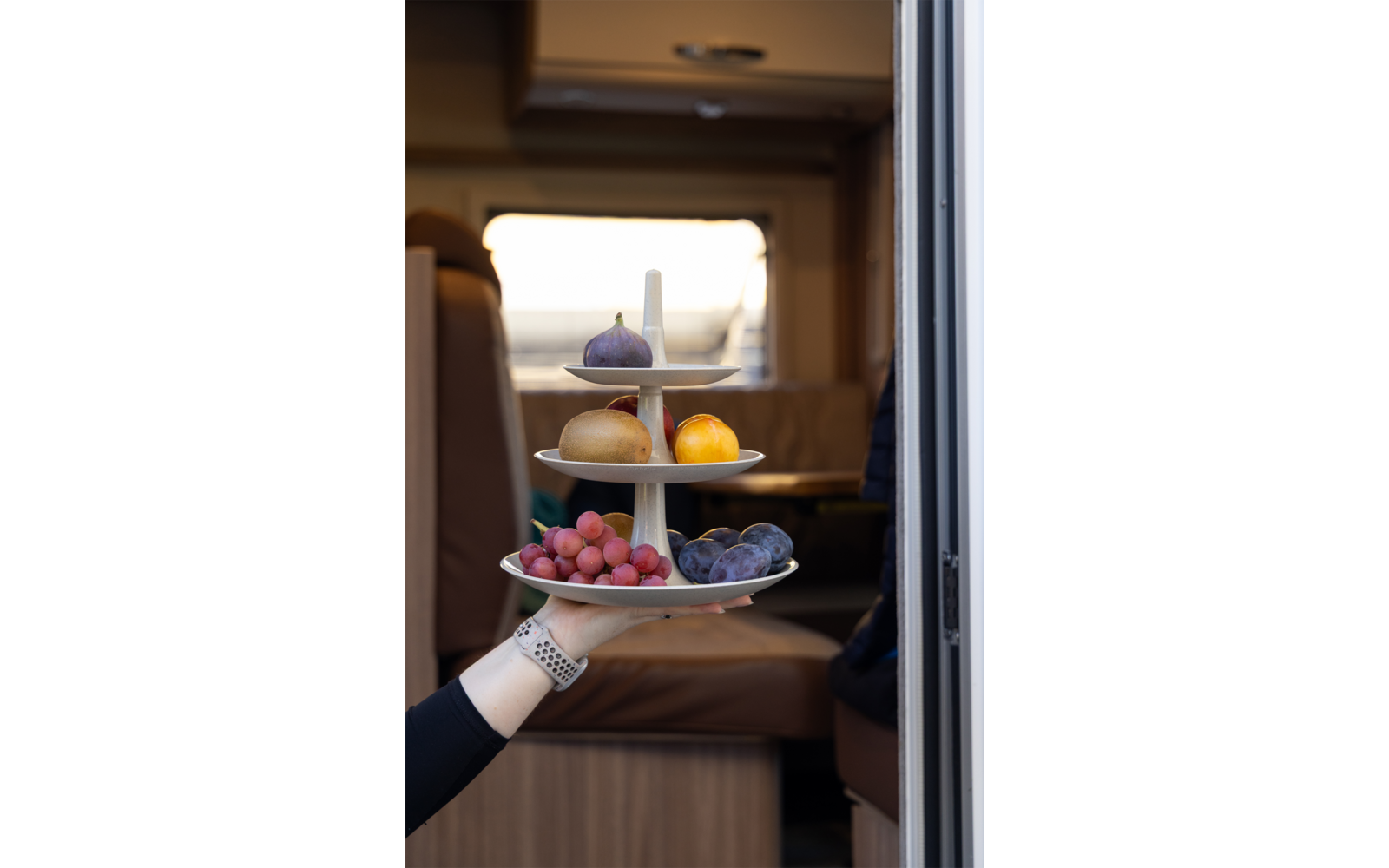 Image du produit Koziol BABELL M Etagere 3-st&ouml;ckig platzsparend f&uuml;r Camping und Picknick 1