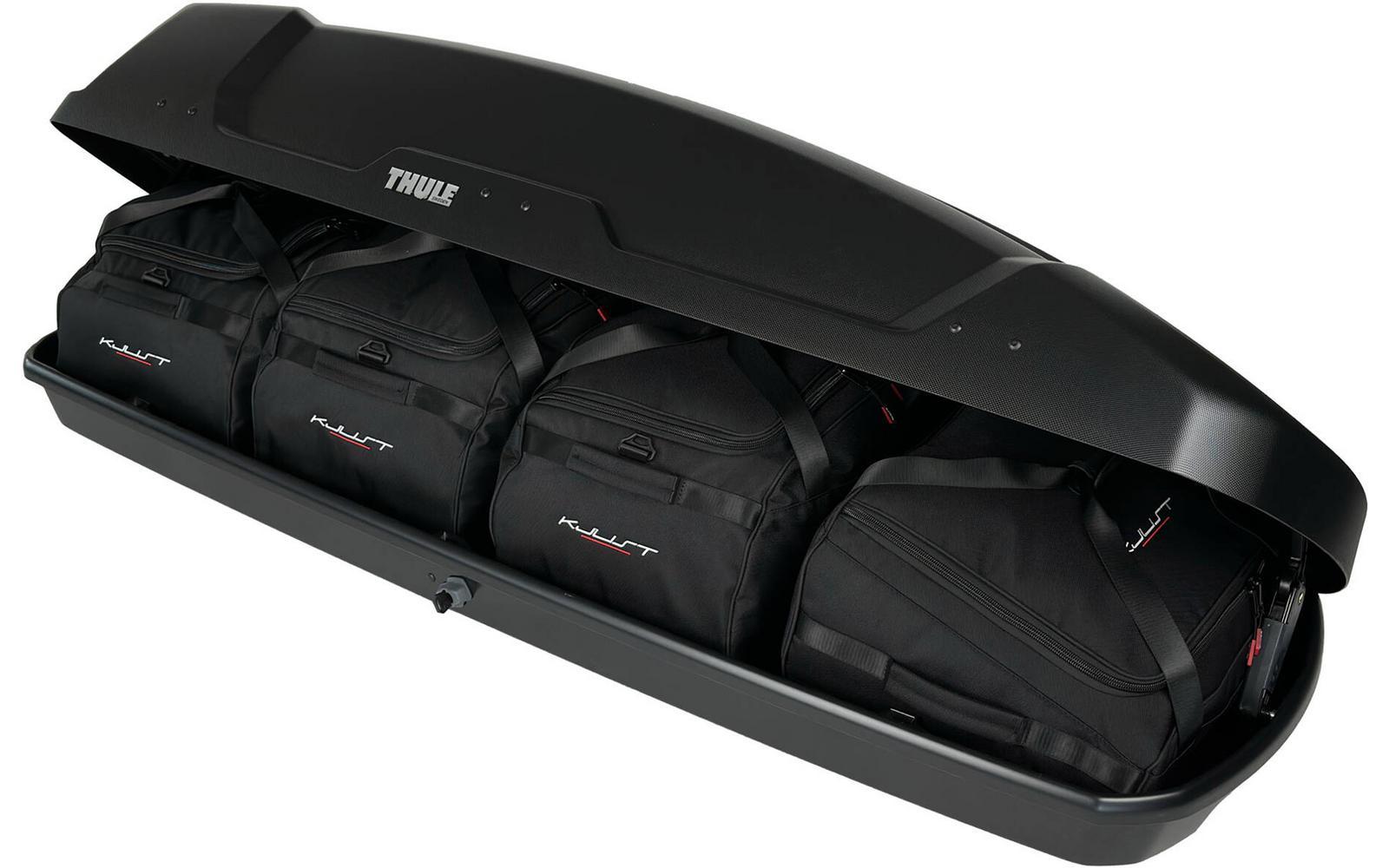 Geöffnete schwarze Thule-Dachbox mit vier schwarzen Reisetaschen