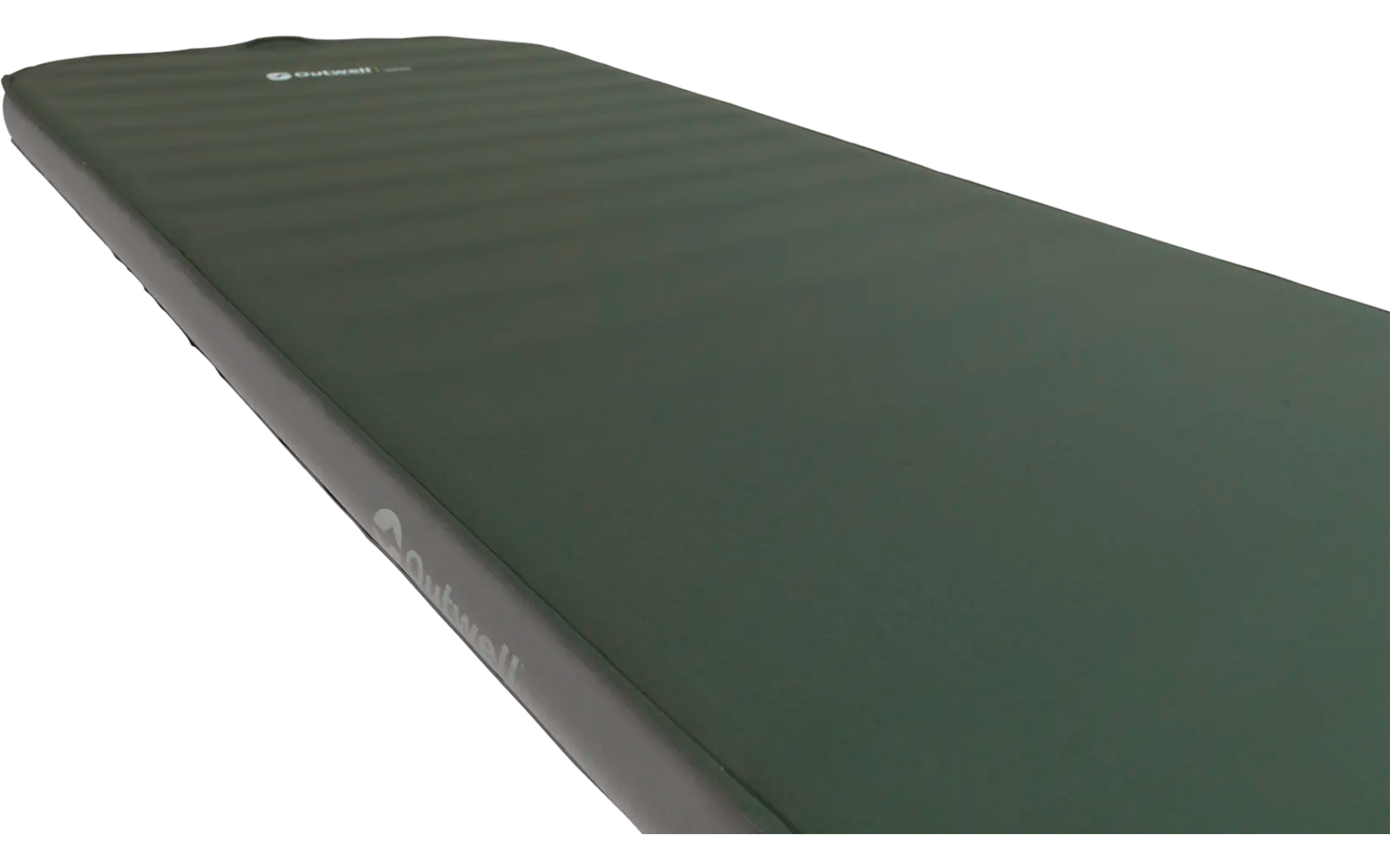 donkergroene slaapmat op witte achtergrond