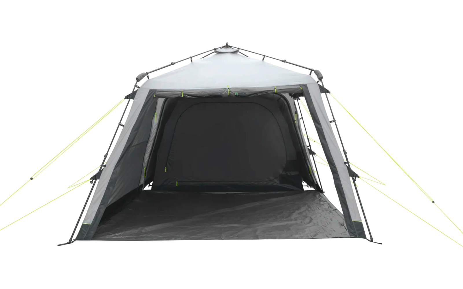 Zelt mit geöffnetem Eingang und grauem Innenraum, befestigt mit gelben Abspannleinen