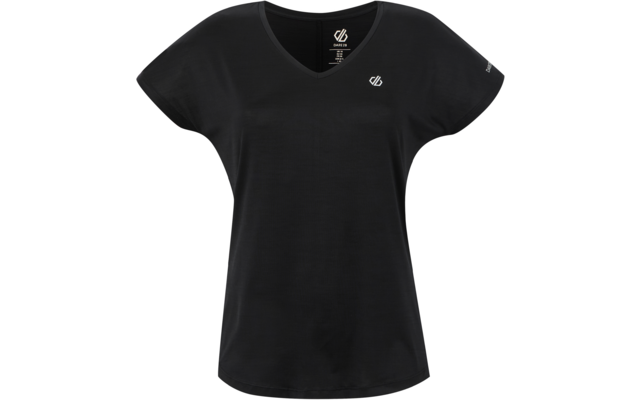 Schwarzes kurzärmliges T-Shirt mit V-Ausschnitt, kleinem weißen Logo auf der linken Brust und sichtbarem Etikett im Kragen