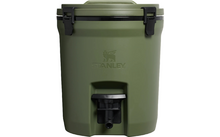 557955 756719 - Stanley Fast Flow Water Jug Wasserkanne 7,5 Liter isoliert