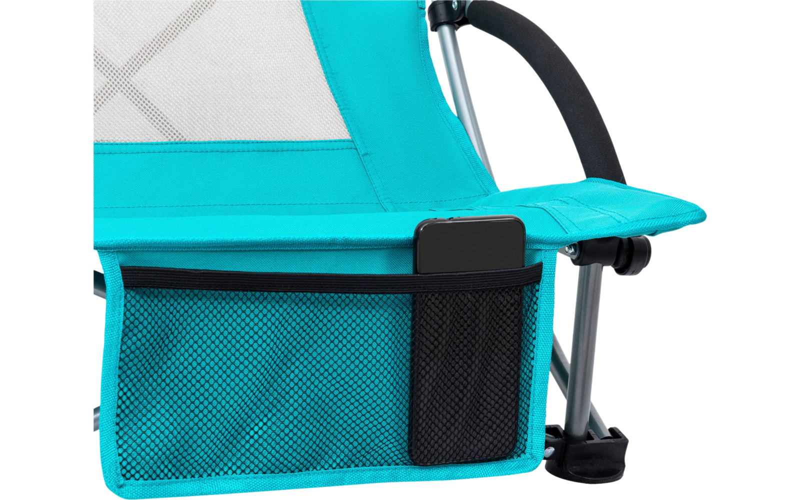 Chaise pliante turquoise avec une poche en filet latérale et un support