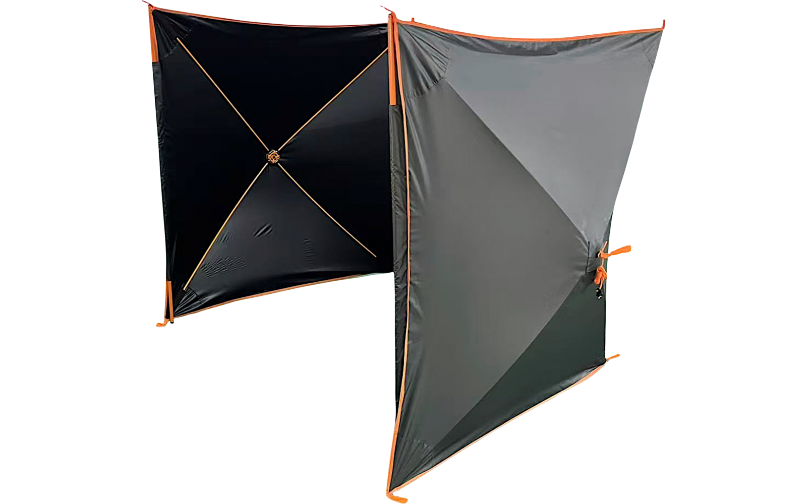 Zwei aufgestellte rechteckige Stoffpaneele; eine Vorderseite grau mit orangefarbener Einfassung und Schlaufen, eine Rückseite schwarz mit orangefarbener X-Strebe und zentralem Verbindungsstück