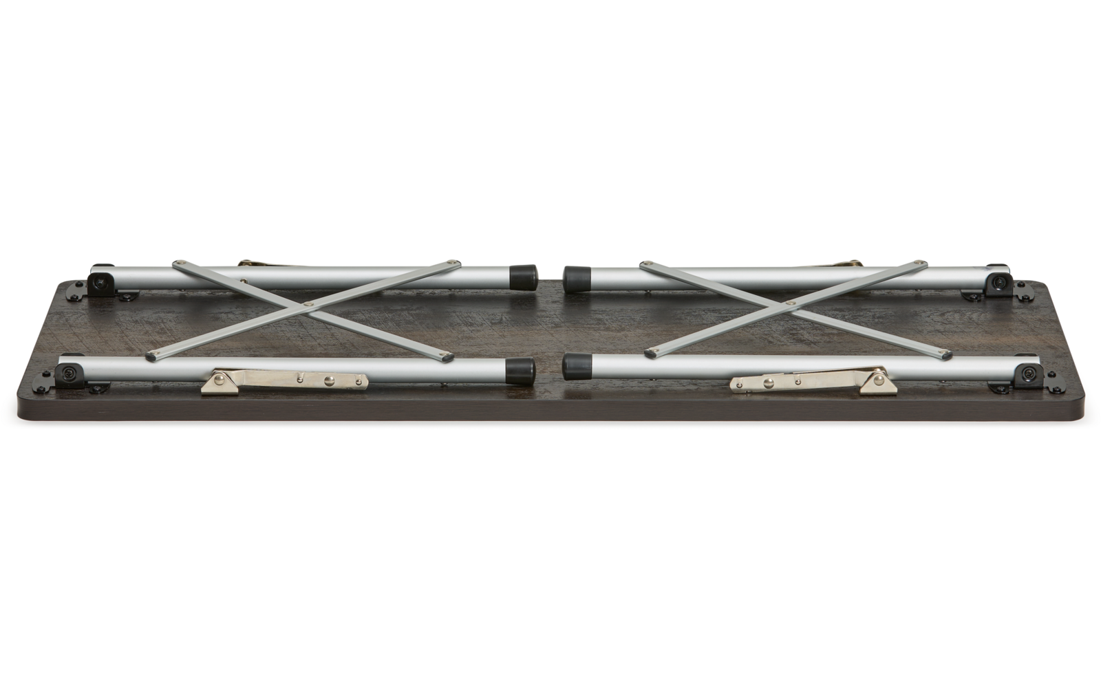 Opgevouwen rechthoekig zwart metalen frame met zilverkleurige X-vormige verstevigingen, scharnieren en vergrendelingen