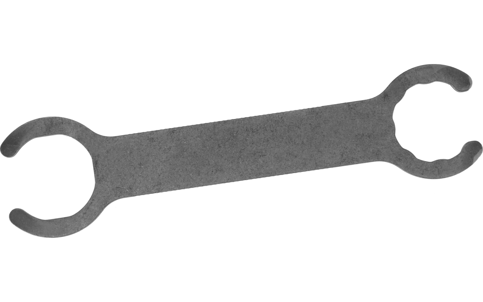 Metallischer Schraubenschlüssel mit offenem Maul auf weißem Hintergrund