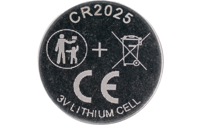 Knoopcel met opschrift "CR2025", pictogram volwassene en kind, plusteken, doorgestreepte vuilnisbak, CE‑markering, "3V LITHIUM CELL"