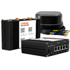 Mobilfunk-Router mit mehreren Antennen und Kabeln