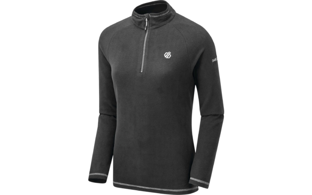 Schwarzes langärmeliges Sportshirt mit Reißverschluss am Kragen und kleinem Logo auf der Brust
