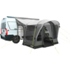 Wohnmobil mit einem angehängten, grauen Vorzelt auf einer weißen Fläche