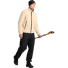 Person in beige Fleecejacke, schwarzer Mütze und schwarzer Hose, hält ein langes Werkzeug mit gelbem Griff