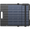 Rechteckiges Solarmodul mit dunkelblauen Solarzellen, schwarzem Rahmen, zwei schwarzen Riemen rechts und schwarzem Griff mit Aufschrift 'ECOFLOW'