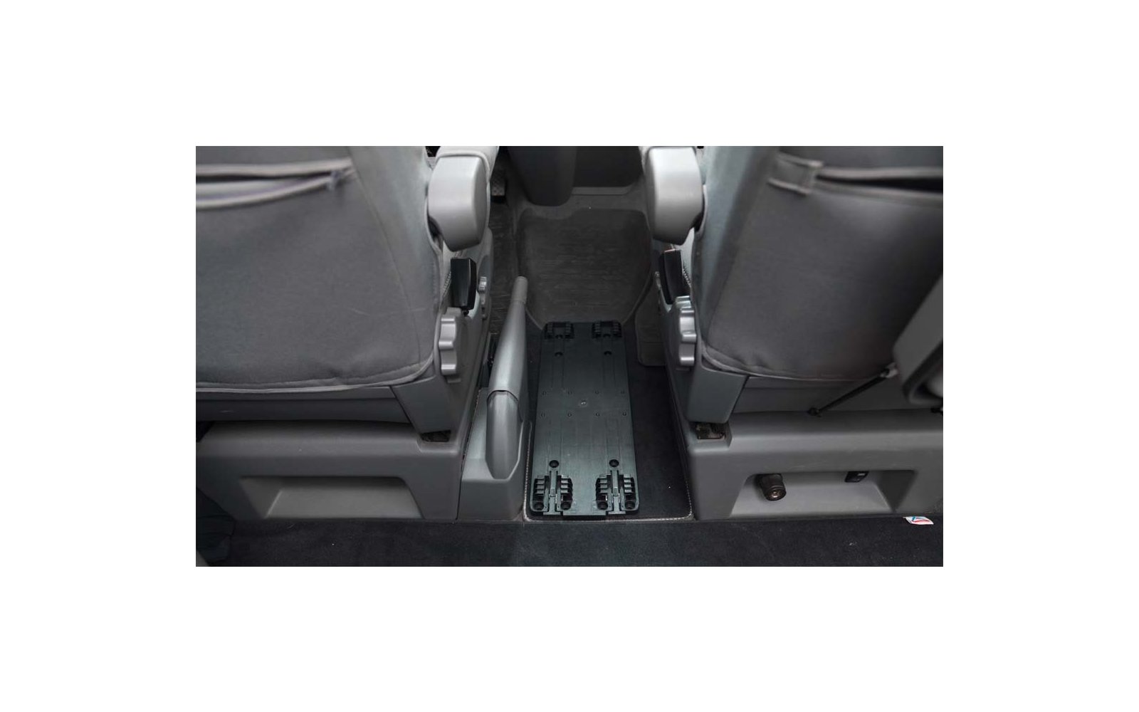 Image du produit Outwell Arctic Chill 8 Kompressor-K&uuml;hlbox 8 Liter f&uuml;r VW T5, T6 und T6.1 1