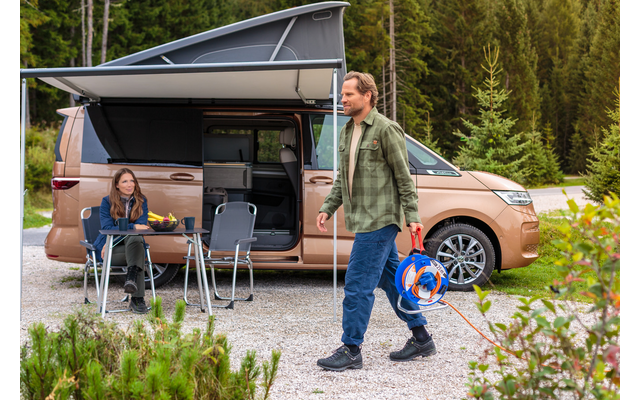 Product image Brennenstuhl Garant G CEE 3 Camping-Kabeltrommel 25 Meter 1