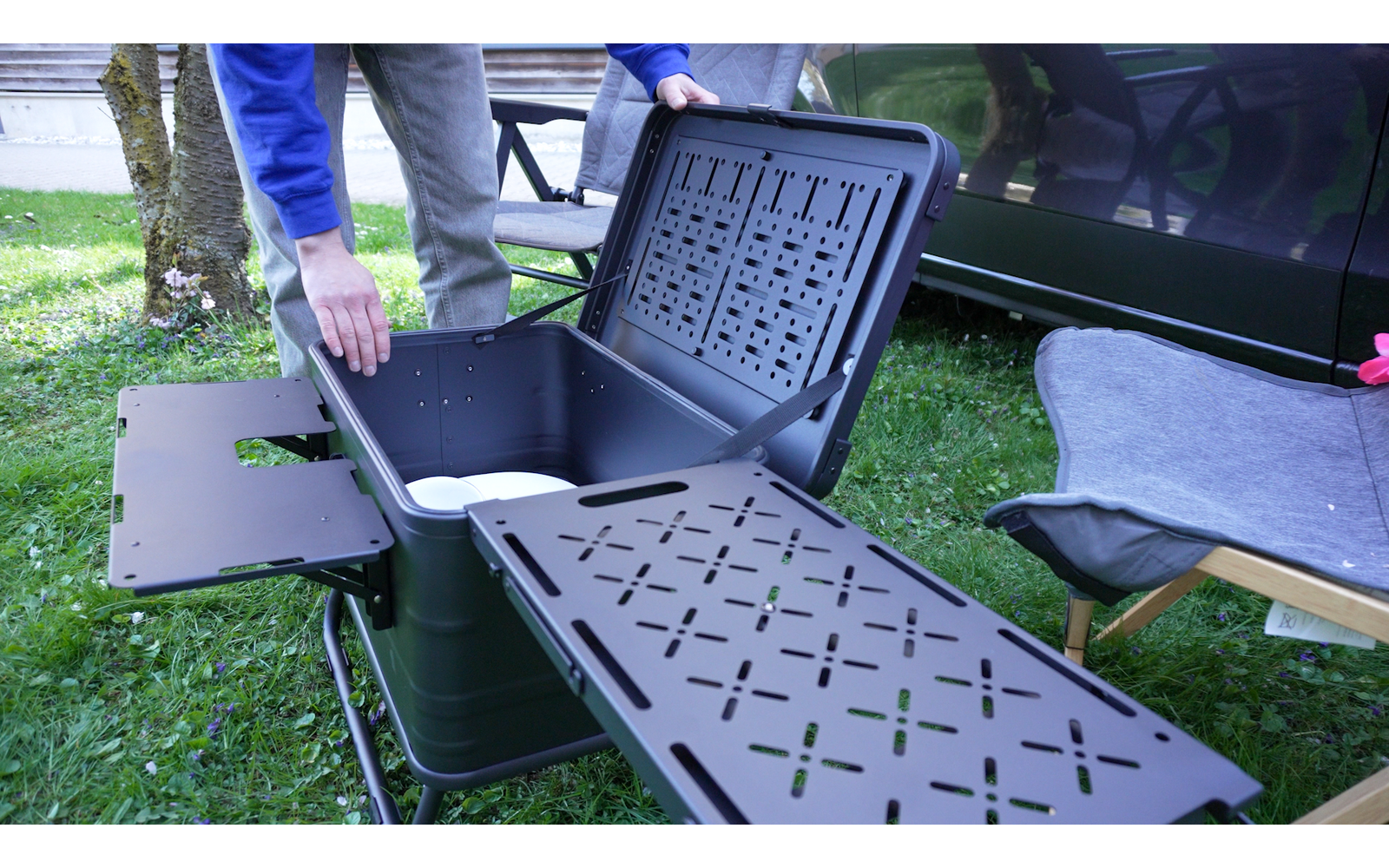 Immagine del prodotto Box da cucina e trasporto Camplife Santiago con tavolino separato 1