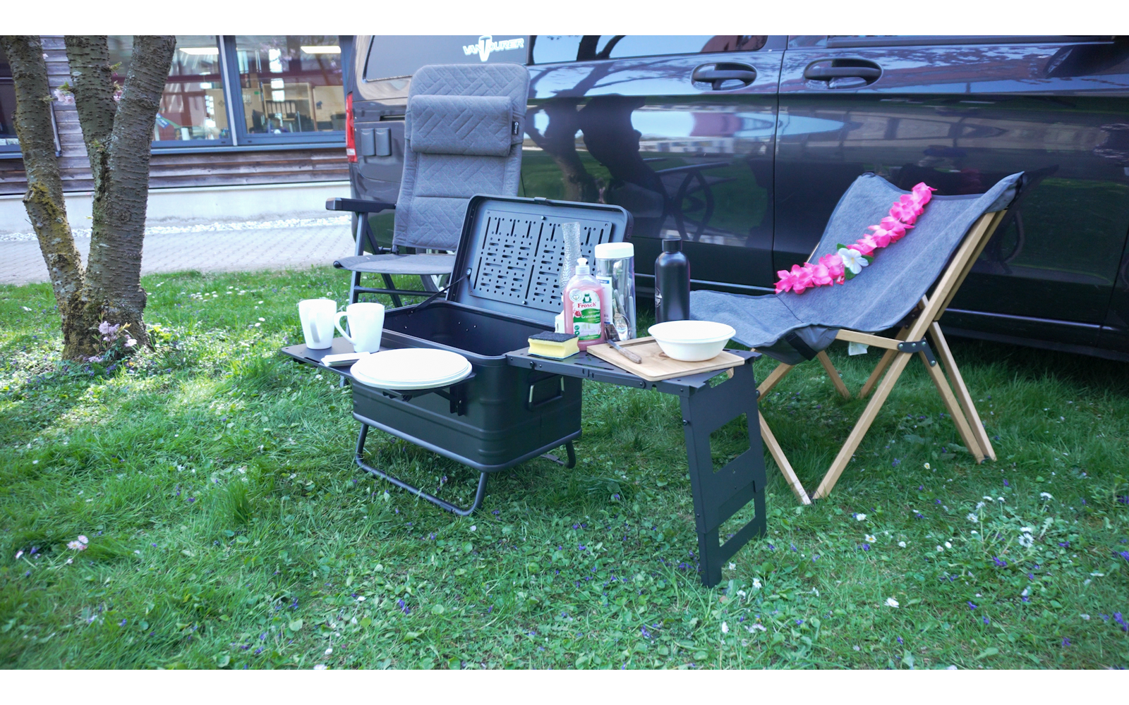 Immagine del prodotto Box da cucina e trasporto Camplife Santiago con tavolino separato 1