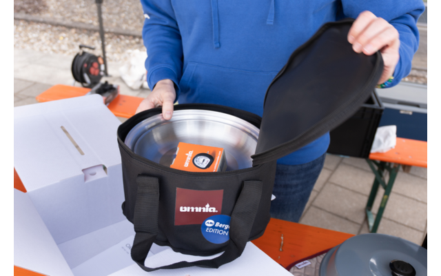 Imagen del producto Horno de camping Omnia Edici&oacute;n Fritz Berger 5 piezas 1