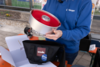 Omnia x Fritz Berger Campingbackofen 3 Liter Set 5-tlg. inkl. Silikonbackform, Aufbackgitter, Transporttasche & Thermometer
