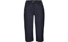 Dunkelblaue knielange Hose mit Knopfbund, Gürtelschlaufen und seitlichen Taschen vor weißem Hintergrund