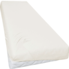 Schuin geplaatste matras met licht hoeslaken