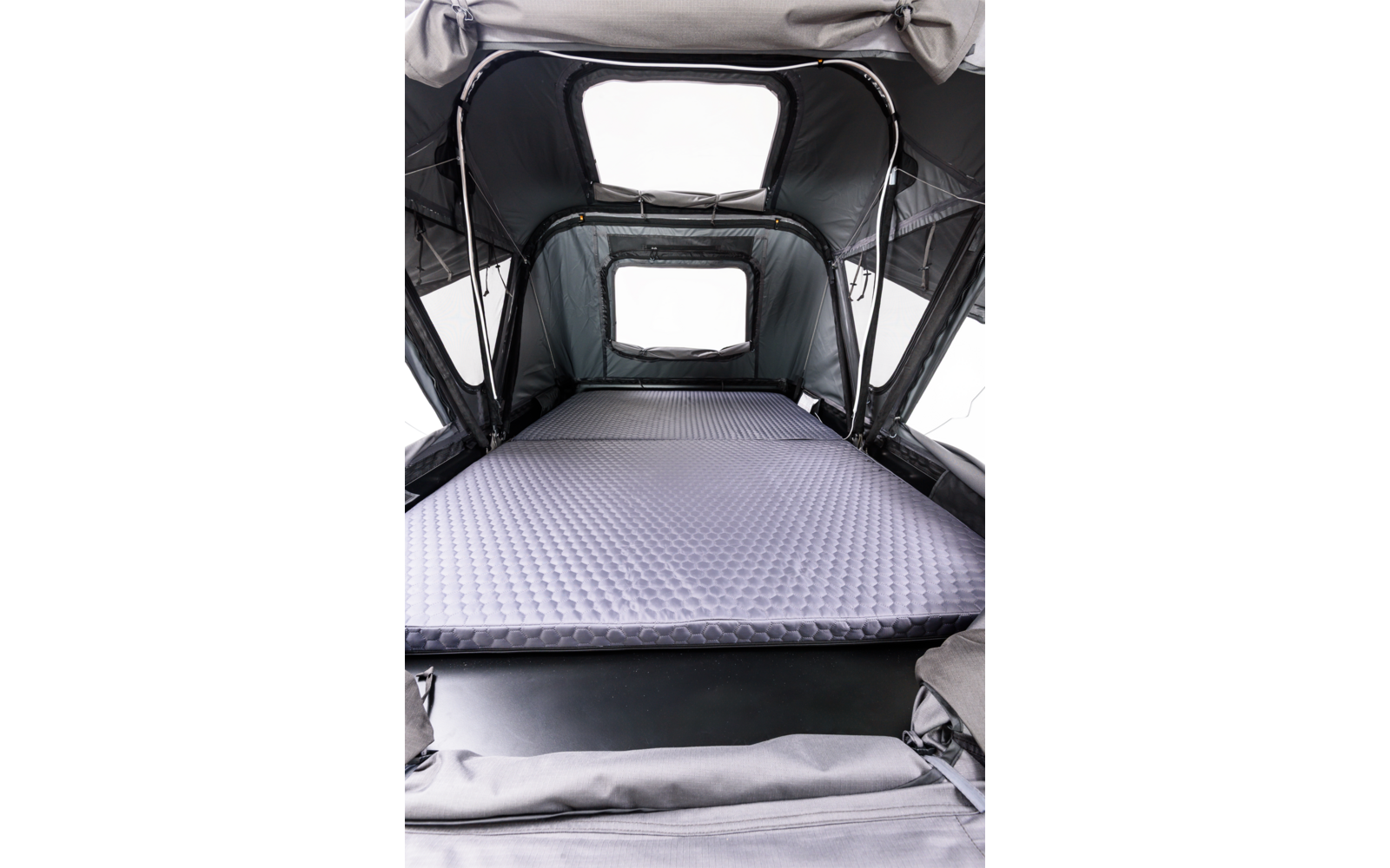 Produktbild Roof Space 2 Hartschalen Dachzelt 2&ndash;3 Personen 1