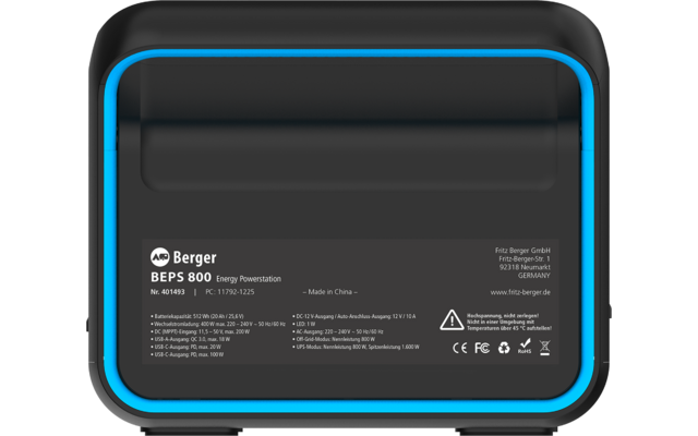 Retro di un dispositivo nero con cornice blu luminosa e un'etichetta con la scritta '800W Portable Power Station' e specifiche tecniche