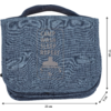 Blaues rechteckiges Stofftäschchen mit Tragegriff und umgeklappter Vorderklappe; auf der Klappe der Text 'CAMP WASH SLEEP REPEAT' und ein Duschsymbol; Maße eingezeichnet: 23 cm Breite, 17 cm Höhe, 9 cm Tiefe