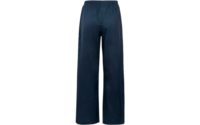 Voorzijde van een donkerblauwe, wijdvallende broek van glanzende stof met elastische taille en drukknopen bij de pijpzomen op een witte achtergrond