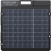 Schwarzes, quadratisches Solarpanel mit blau-grauen Solarzellen in Raster, schwarzem Rahmen, rechteckigem Griff oben und Schriftzug 'ECOFLOW' links oben
