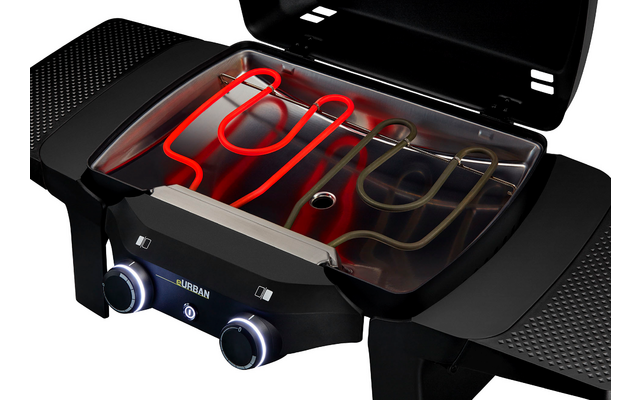 Schwarzer Standgrill mit offenem, transparentem Deckel; im Garraum sichtbare rote Heizelemente; zwei Drehregler vorne; seitliche Ablagen