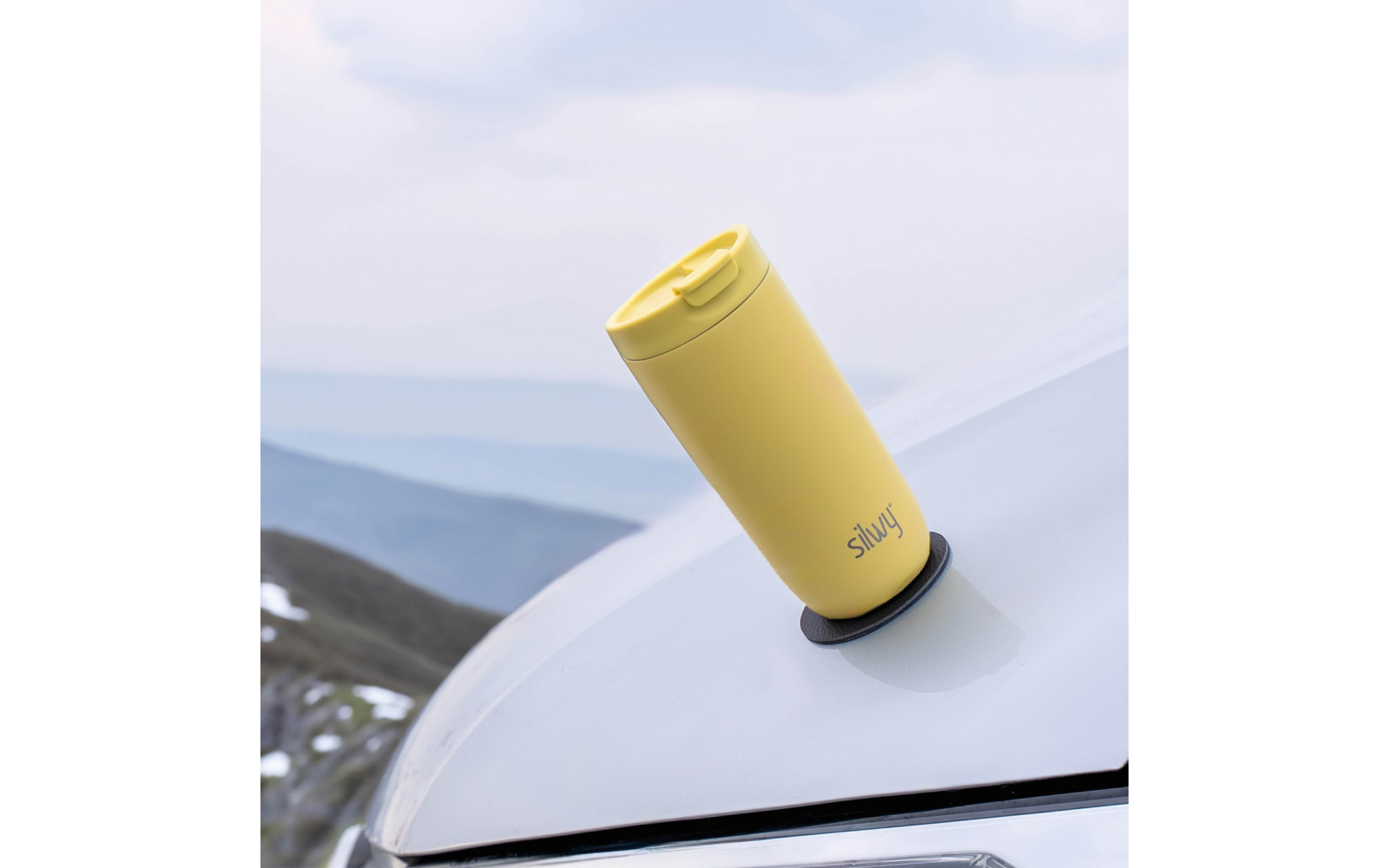 Produktbild Silwy Magnet Isolierbecher aus Edelstahl mit Metall-Nano-Gel-Pad 1