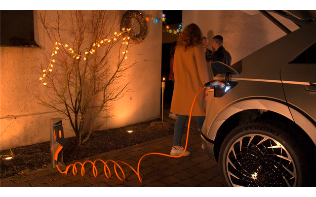Immagine del prodotto Lapp Mobility Dock Ladeger&auml;t f&uuml;r Elektrofahrzeug Typ 2 Mode 2 / 1-phasig 10 A bis 2,3 kW 1