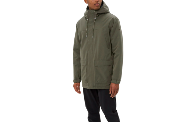 Mann mit kurzen Haaren trägt eine grüne Jacke und schwarze Hose