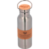 Bouteille en acier inoxydable argentée avec bouchon rond en bambou et bande d'étiquette en papier brun sur fond blanc