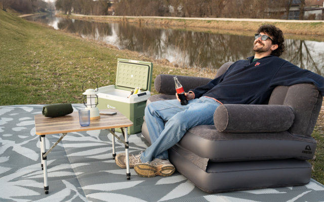 Produktbild Camptime Denia Pull-Out Aufblasbares Luftbett Sofa mit Schlaffunktion 1