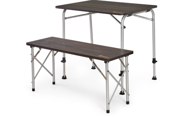 Table et banc avec plateaux en bois brun foncé et pieds métalliques argentés ; banc à l'avant, table à l'arrière ; supports croisés et embouts de pieds noirs visibles