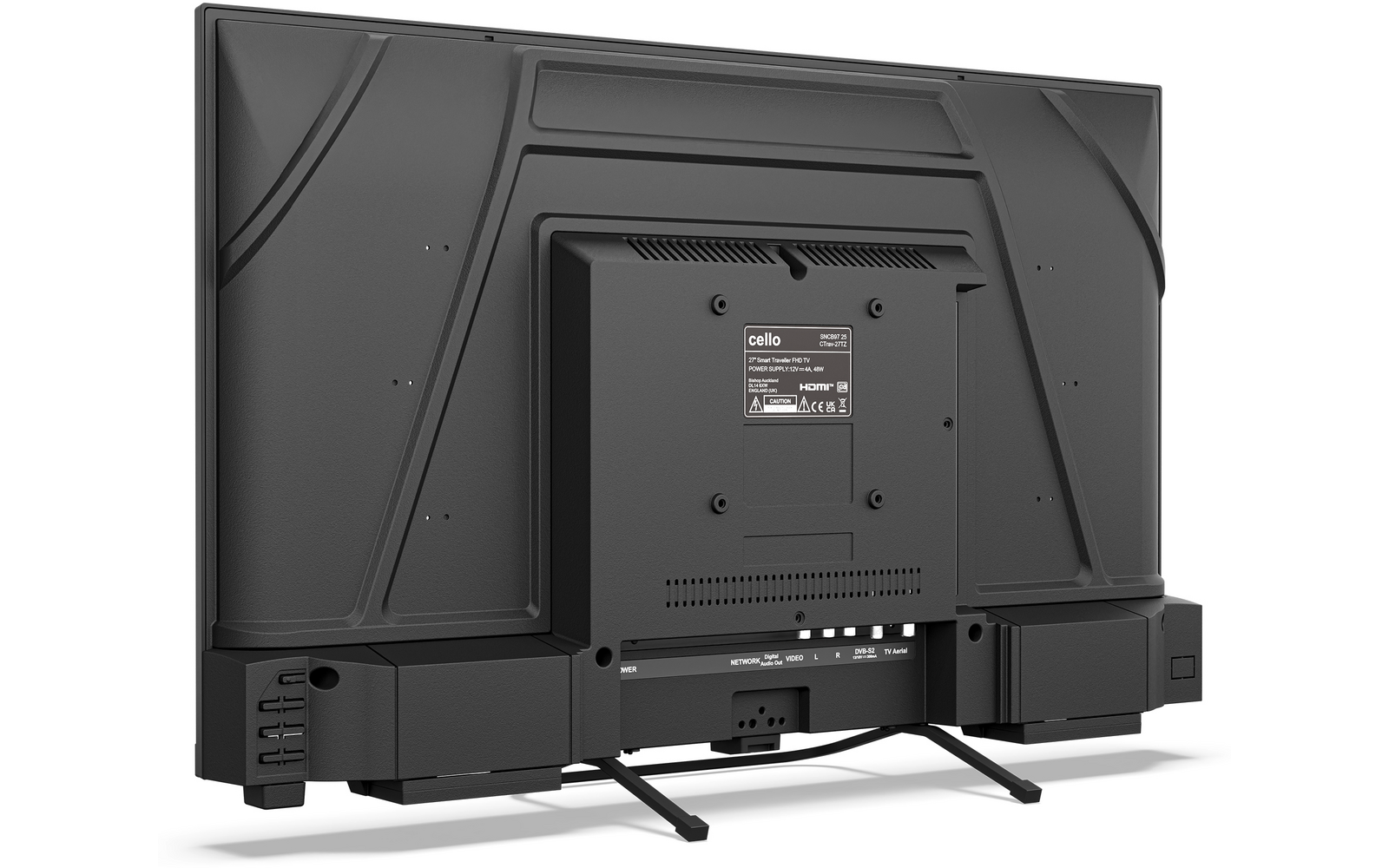 Achterzijde van een zwarte flatscreen-tv op twee metalen poten, in het midden een label met tekst, aansluitingen en ventilatieopeningen
