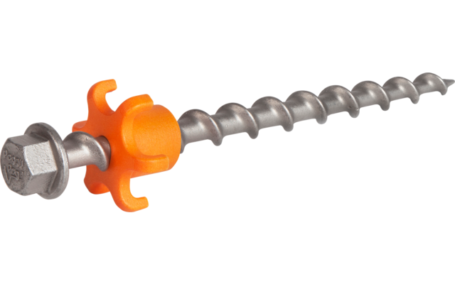 Tornillo metálico con cabeza hexagonal y casquillo de plástico naranja sobre fondo blanco