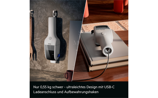 Zweigeteiltes Bild: links ein weißer Handstaubsauger an einer Wandhalterung, rechts derselbe Staubsauger auf einem Buchstapel auf einem Holztisch; unten schwarzes Banner mit deutschem Text