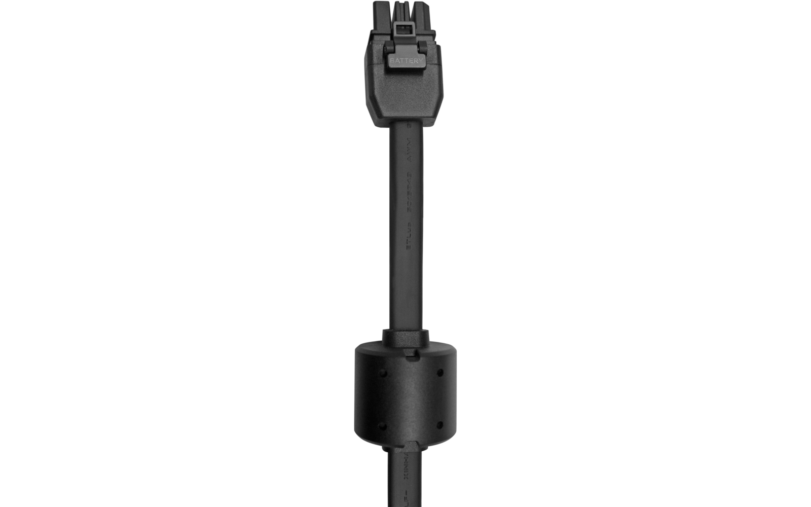 Schwarzes vertikales Kabel; oben rechteckiger schwarzer Kunststoffstecker mit zwei sichtbaren Metallkontakten und einem Verriegelungsteil; mittig zylindrische schwarze Hülse am Kabel