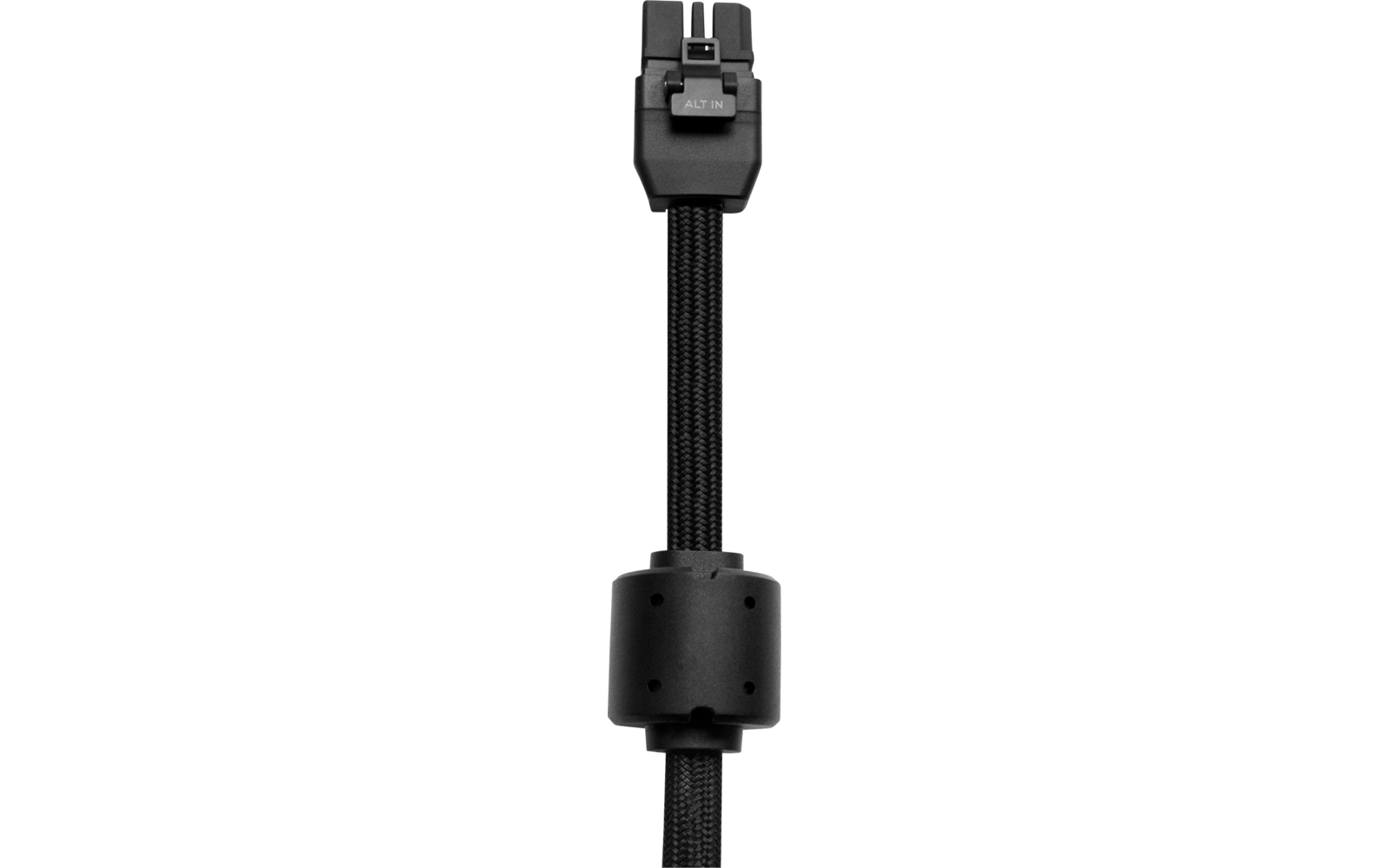 Schwarzes geflochtenes Kabel mit einem rechteckigen schwarzen Kunststoffstecker oben mit der Aufschrift ALT IN und einem zylindrischen Ring mit kleinen Löchern am Kabel