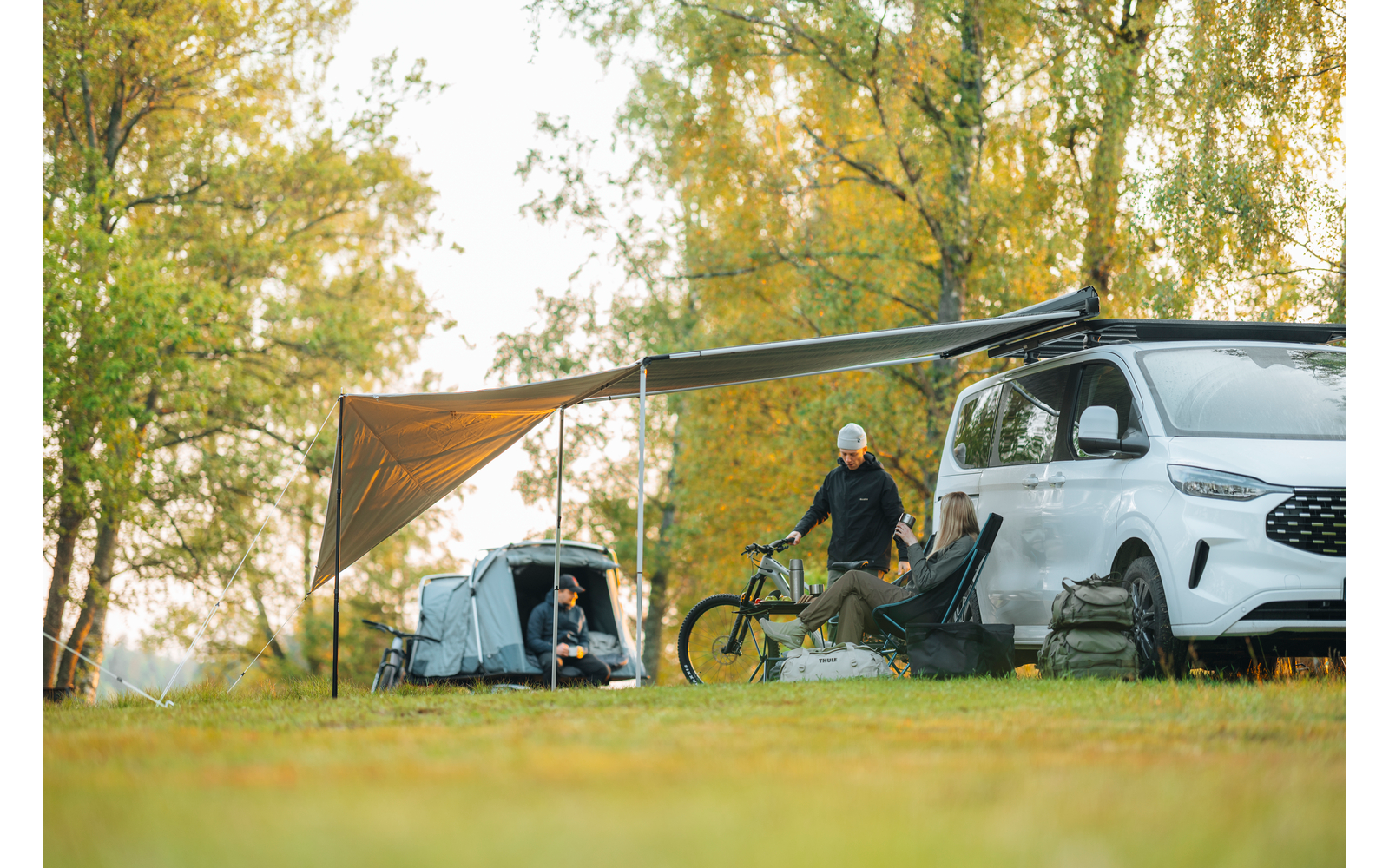 Produktbild Thule Subsola Front Pack Vorderer Sicht- und Wetterschutz modular f&uuml;r Markisen 1