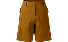 Vue de face d'un short uni couleur moutarde avec passants de ceinture, longueur mi-cuisse, couture avant à l'entrejambe et deux poches latérales zippées avec tirettes