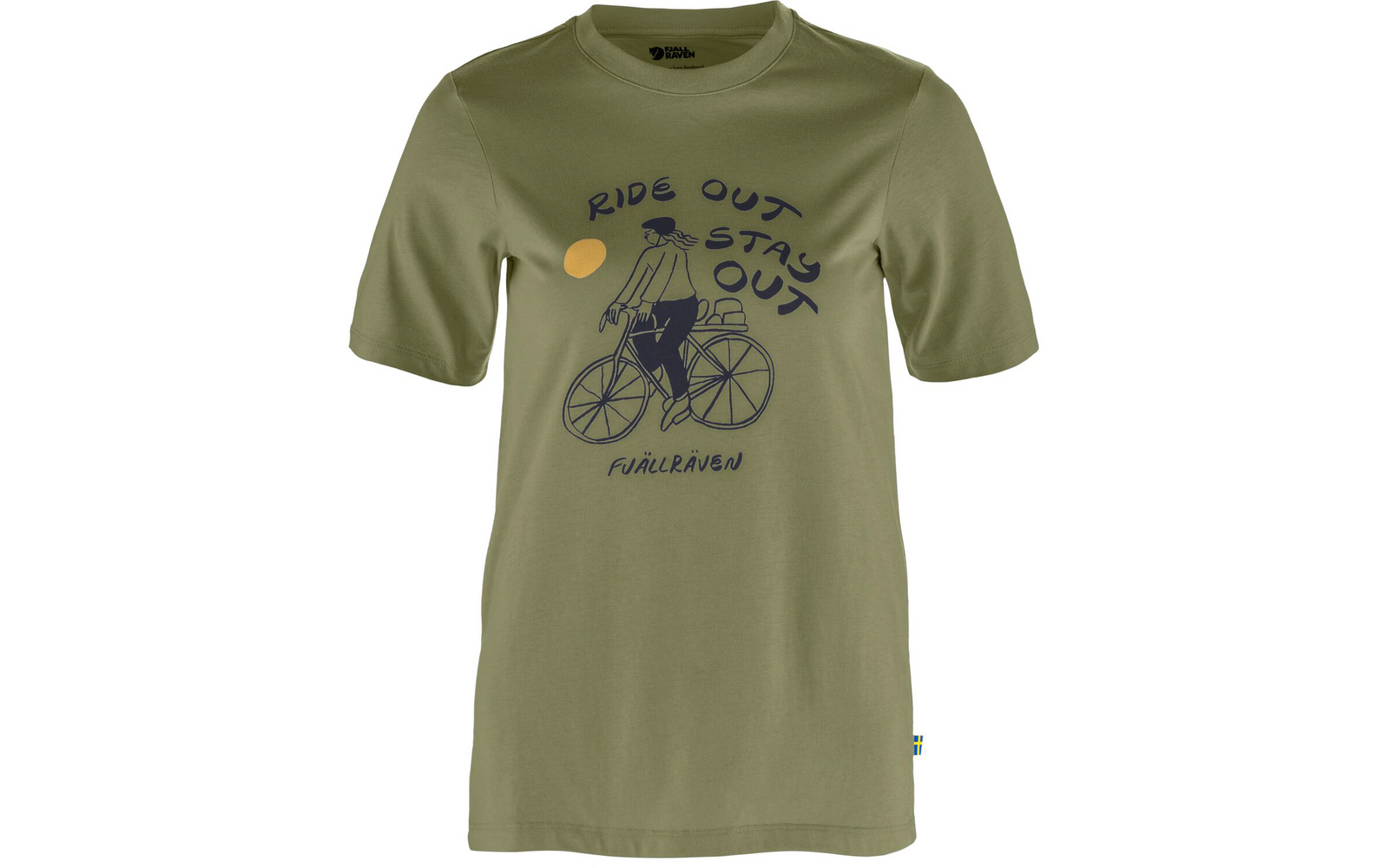 Camiseta verde oliva con ilustración impresa de una persona en bicicleta, círculo amarillo y los textos 'RIDE OUT STAY OUT' y 'FJÄLLRÄVEN'