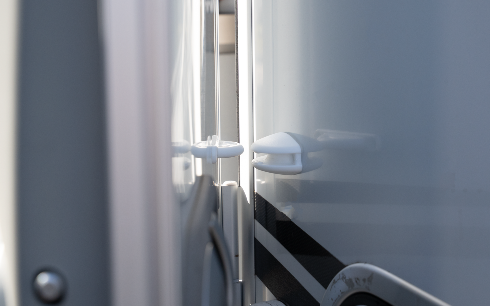 Product image Berger door retainer round 1