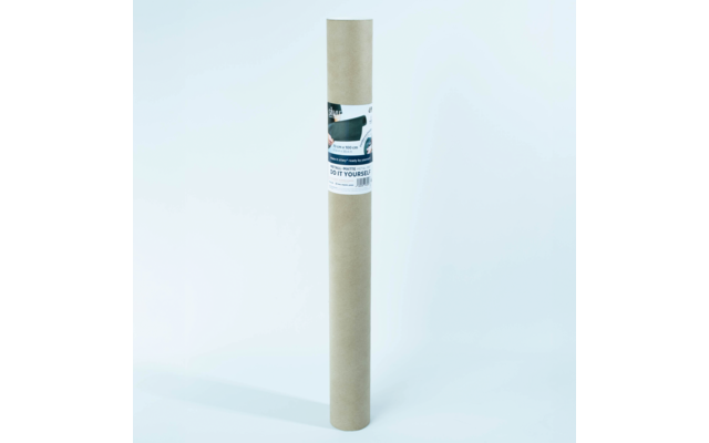 Tube cylindrique en carton brun vertical sur fond clair, étiquette blanche au milieu avec fragment d'image noir et texte, ombre à gauche