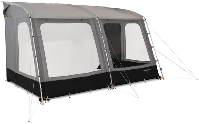 Großes graues Zelt mit drei großen transparenten Fenstern, schwarzem Unterteil, Gestänge und mehreren Abspannseilen auf weißem Hintergrund