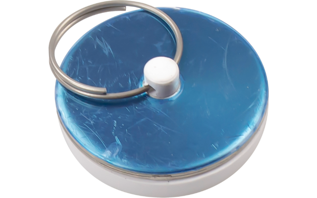 Disque rond bleu métallisé avec bord blanc et anneau métallique, rayures sur la surface